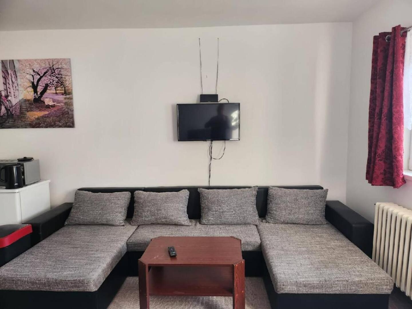 Homestay U Hanky Zdiby Εξωτερικό φωτογραφία